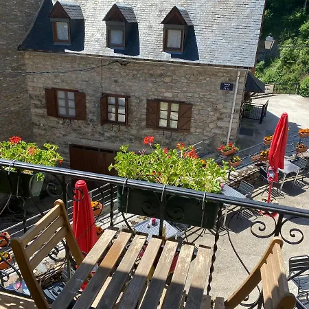 La Petite Boheme Hotel 2*